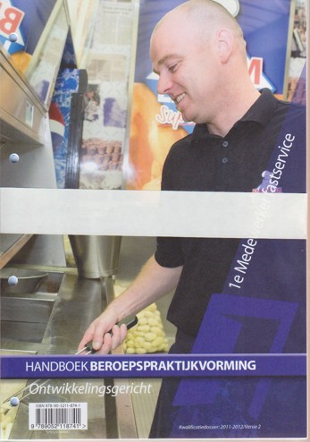 9789052118741 - Handboek bpv 1e medew fastservice owg KD 2011-2012 v 2